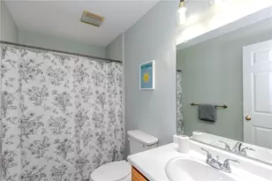 136 Hope Hill Terrace, Cranston, RI 02921 - Photo 31