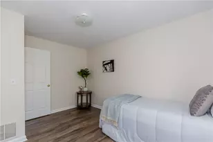 136 Hope Hill Terrace, Cranston, RI 02921 - Photo 33
