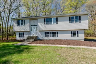 136 Hope Hill Terrace, Cranston, RI 02921 - Photo 3