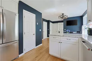 16 Heritage Ct, Cranston, RI 02921 - Photo 15