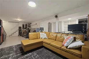 16 Heritage Ct, Cranston, RI 02921 - Photo 35