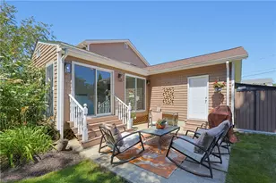 16 Heritage Ct, Cranston, RI 02921 - Photo 41
