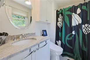 16 Heritage Ct, Cranston, RI 02921 - Photo 27