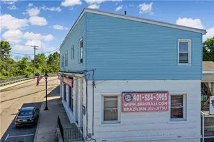 33 Railroad Ave, Westerly, RI 02891 - Photo 9