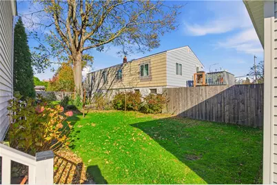 7 Warner Place, Newport, RI 02840 - Photo 29