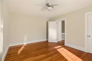 7 Warner Pl, Newport, RI 02840 - Photo 23