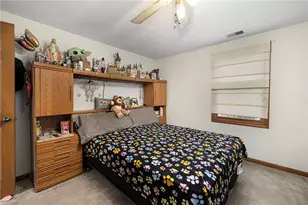 111 Olney Arnold Rd, Cranston, RI 02921 - Photo 33