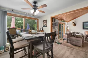 111 Olney Arnold Rd, Cranston, RI 02921 - Photo 11