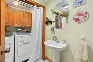 111 Olney Arnold Rd, Cranston, RI 02921 - Photo 25