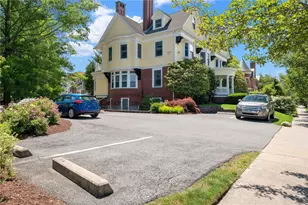 75 Orchard Ave, Providence, RI 02906 - Photo 13