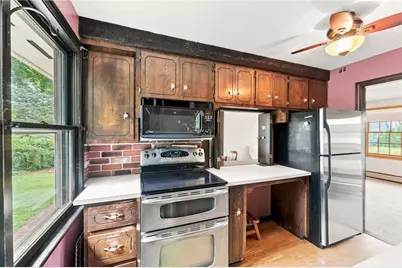 39 River Street, Bristol, RI 02809 - Photo 15