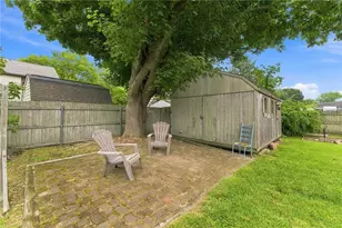 39 River St, Bristol, RI 02809 - Photo 29