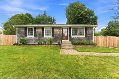 39 River Street, Bristol, RI 02809 - Photo 1