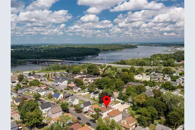100 Central Avenue, East Providence, RI 02914 - Photo 3