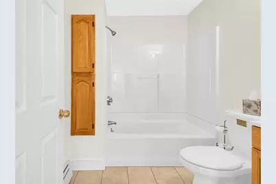 100 Central Avenue, East Providence, RI 02914 - Photo 21