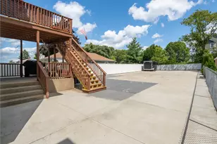 100 Central Ave, East Providence, RI 02914 - Photo 41