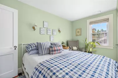 41 Hunter Avenue, Newport, RI 02840 - Photo 19