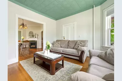 329 Glenwood Avenue, Pawtucket, RI 02860 - Photo 11