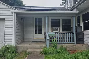 142 Rutland St, Woonsocket, RI 02895 - Photo 37