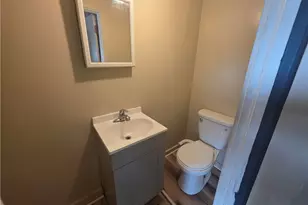 142 Rutland St, Woonsocket, RI 02895 - Photo 27