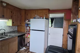 142 Rutland St, Woonsocket, RI 02895 - Photo 33