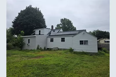 142 Rutland Street, Woonsocket, RI 02895 - Photo 9