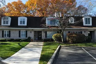 77 Hoffman Ave, Cranston, RI 02920 - Photo 25