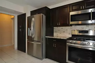 77 Hoffman Ave, Cranston, RI 02920 - Photo 5