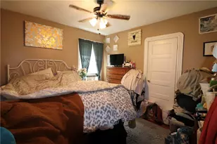 47 Downes Ave, Pawtucket, RI 02861 - Photo 17