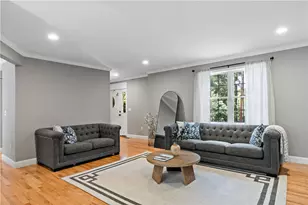 77 Spring St, Hopkinton, RI 02832 - Photo 9