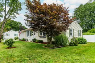 43 Topaz Dr, Warwick, RI 02818 - Photo 5