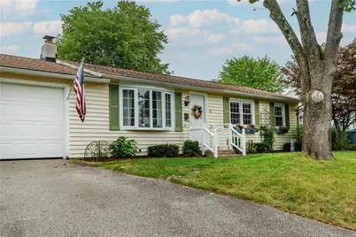 43 Topaz Drive, Warwick, RI 02818 - Photo 3