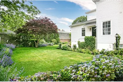 12 Poplar Street, Newport, RI 02840 - Photo 31