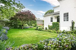 12 Poplar St, Newport, RI 02840 - Photo 31
