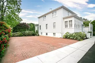 12 Poplar St, Newport, RI 02840 - Photo 33