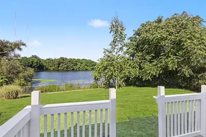 42 Roger Williams Avenue, East Providence, RI 02916 - Photo 17
