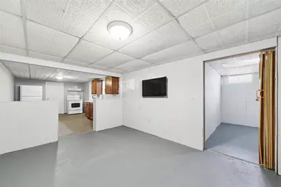 42 Roger Williams Avenue, East Providence, RI 02916 - Photo 35
