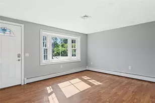 42 Roger Williams Ave, East Providence, RI 02916 - Photo 9