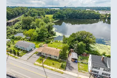 42 Roger Williams Avenue, East Providence, RI 02916 - Photo 43