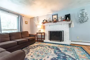 18 Woodcrest Dr, Johnston, RI 02919 - Photo 19