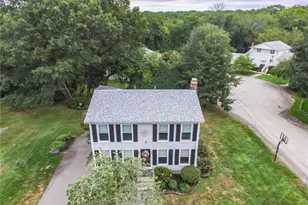 18 Woodcrest Dr, Johnston, RI 02919 - Photo 1