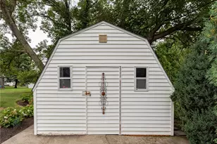 18 Woodcrest Dr, Johnston, RI 02919 - Photo 35