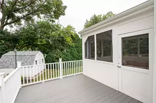 18 Woodcrest Dr, Johnston, RI 02919 - Photo 7