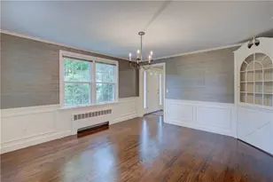 45 Hawthorne Ave, Barrington, RI 02806 - Photo 9