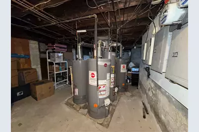 868 Main Street, Pawtucket, RI 02860 - Photo 19