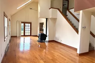 15 Statue Way, Portsmouth, RI 02871 - Photo 3