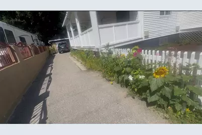 25 Wesleyan Avenue, Providence, RI 02907 - Photo 7