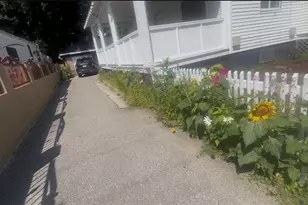 25 Wesleyan Ave, Providence, RI 02907 - Photo 7