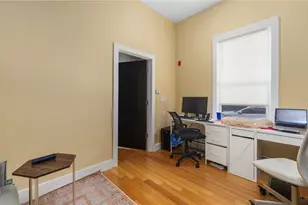64 Pitman St, Providence, RI 02906 - Photo 5