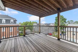 64 Pitman St, Providence, RI 02906 - Photo 11